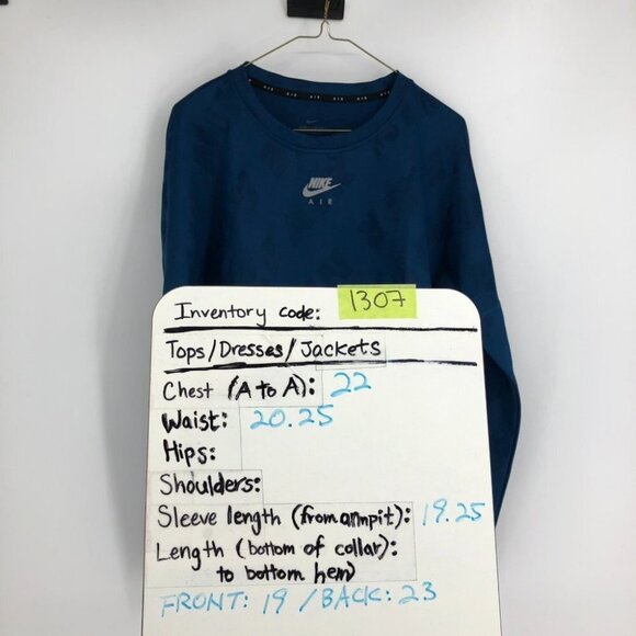 Nike Air blue midlayer DriFit crew long sleeve running  top size M - Picture 15 of 16